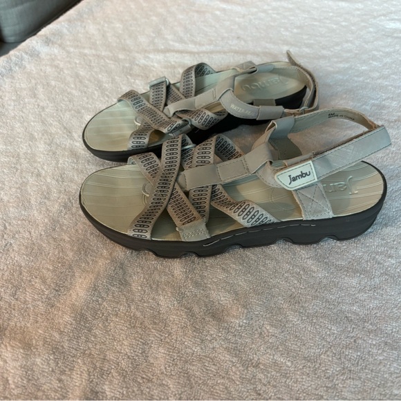 Jambu Grey Sandals - size 6 - Picture 2 of 5